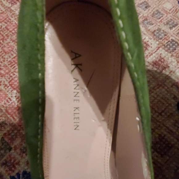 Ann Klein heels - Picture 3 of 6